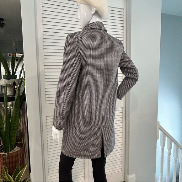 Houndstooth Check Overcoat - Picture 6 of 15